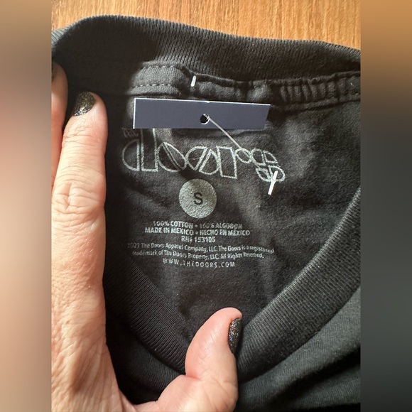 NWT The Doors 🚪 Jim Morrison T-shirt size small Hot Topic 🖤❤️ - Picture 5 of 6